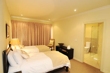 Devonvale Golf & Wine Estate 0*