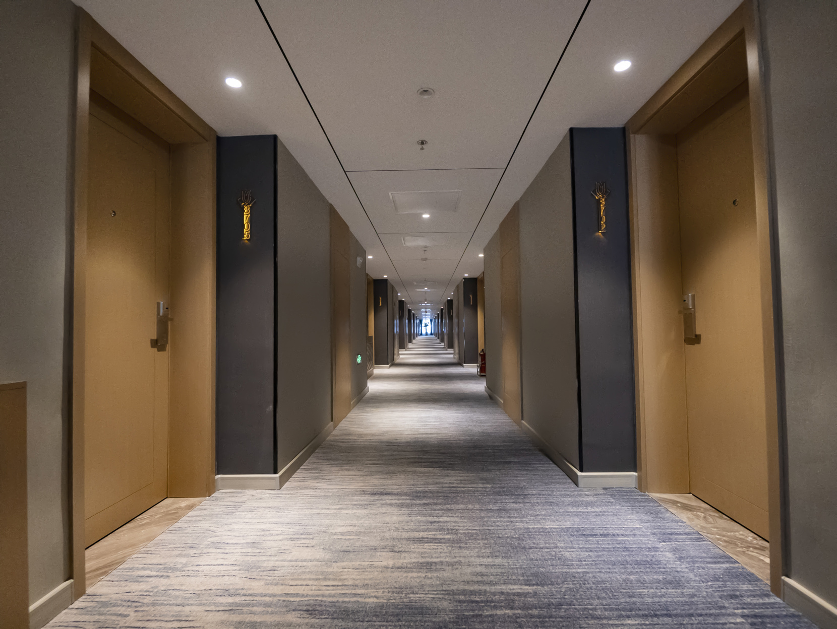 Magnotel Hotel (Anshan Wanxianghui Railway Station) 3*