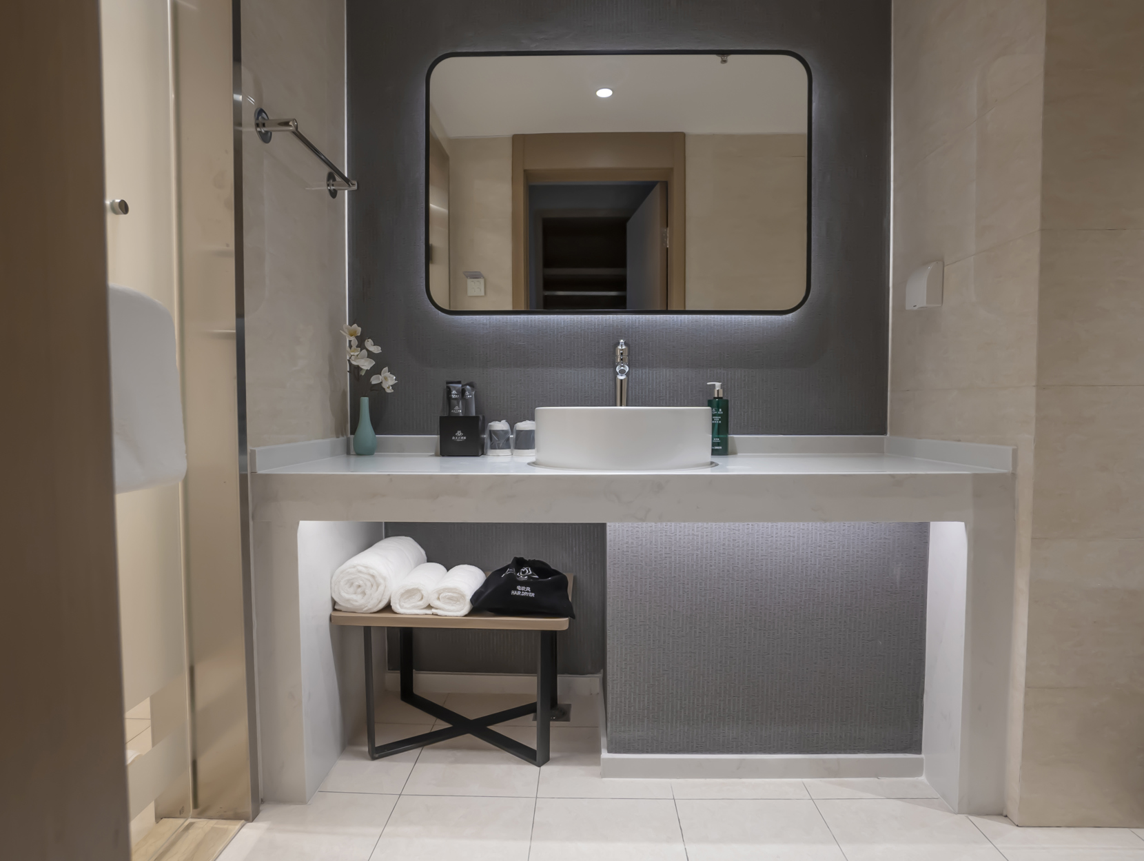 Magnotel Hotel (Anshan Wanxianghui Railway Station) 3*