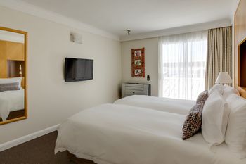 Protea Hotel by Marriott Knysna Quays 3*