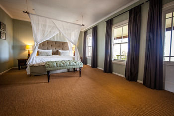 Camp Figtree 4*