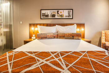 City Lodge Hotel Newtown 3*