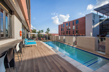 City Lodge Hotel Newtown 3*