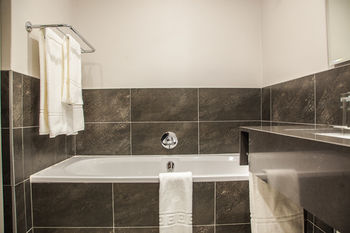 City Lodge Hotel Newtown 3*