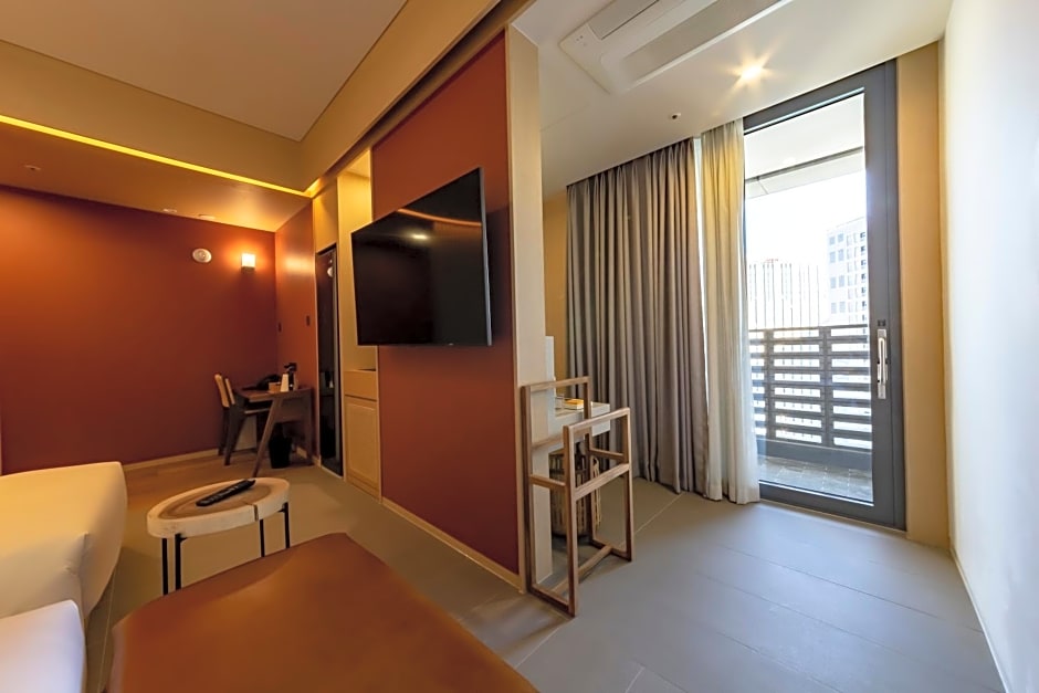 Hound Hotel Signature 3*
