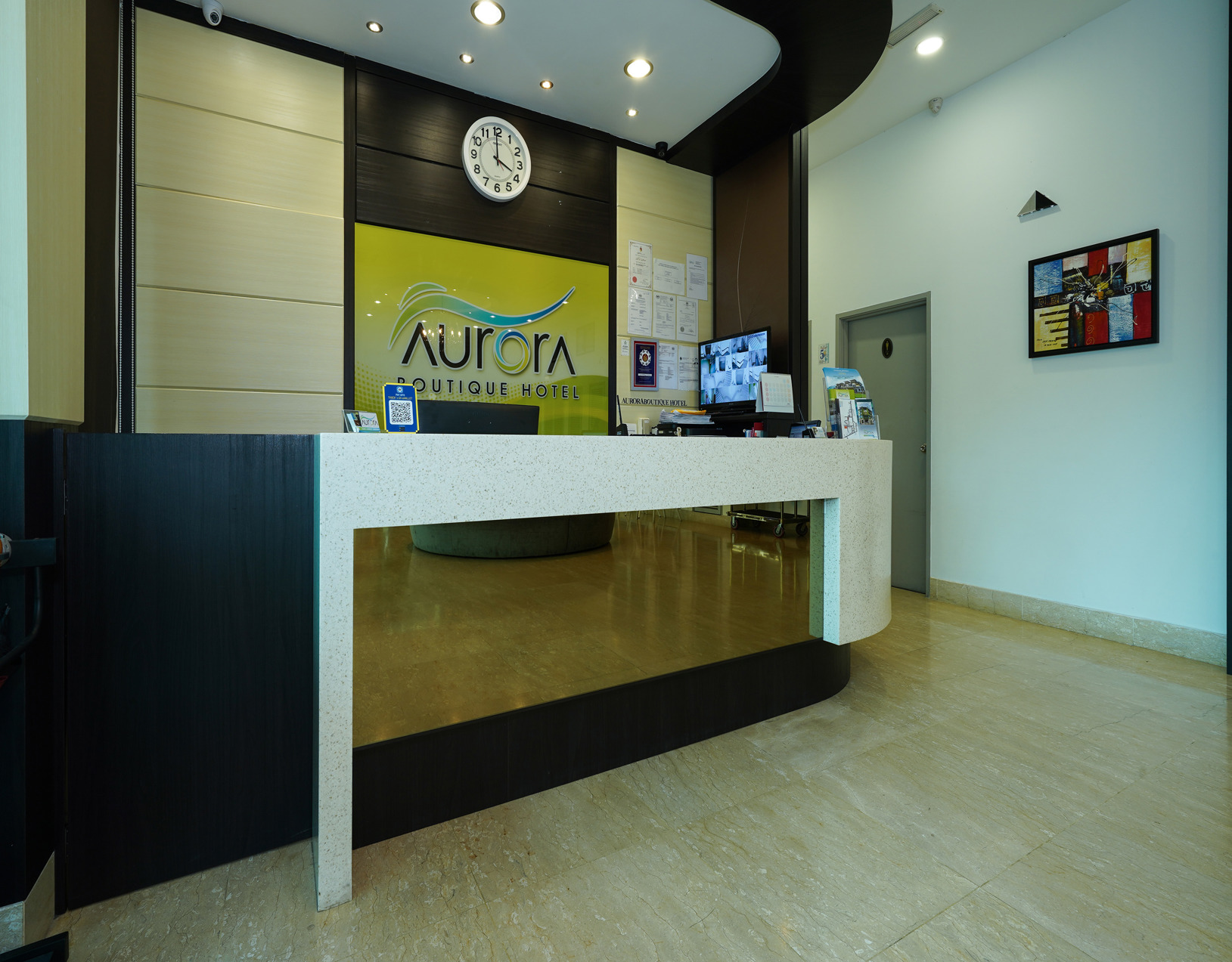 Aurora Boutique Hotel 3*