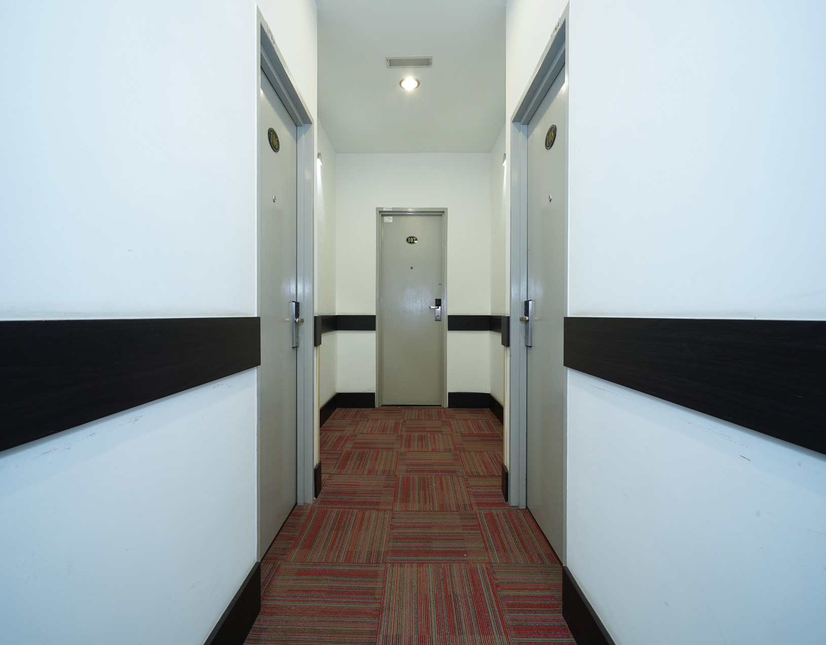 Aurora Boutique Hotel 3*