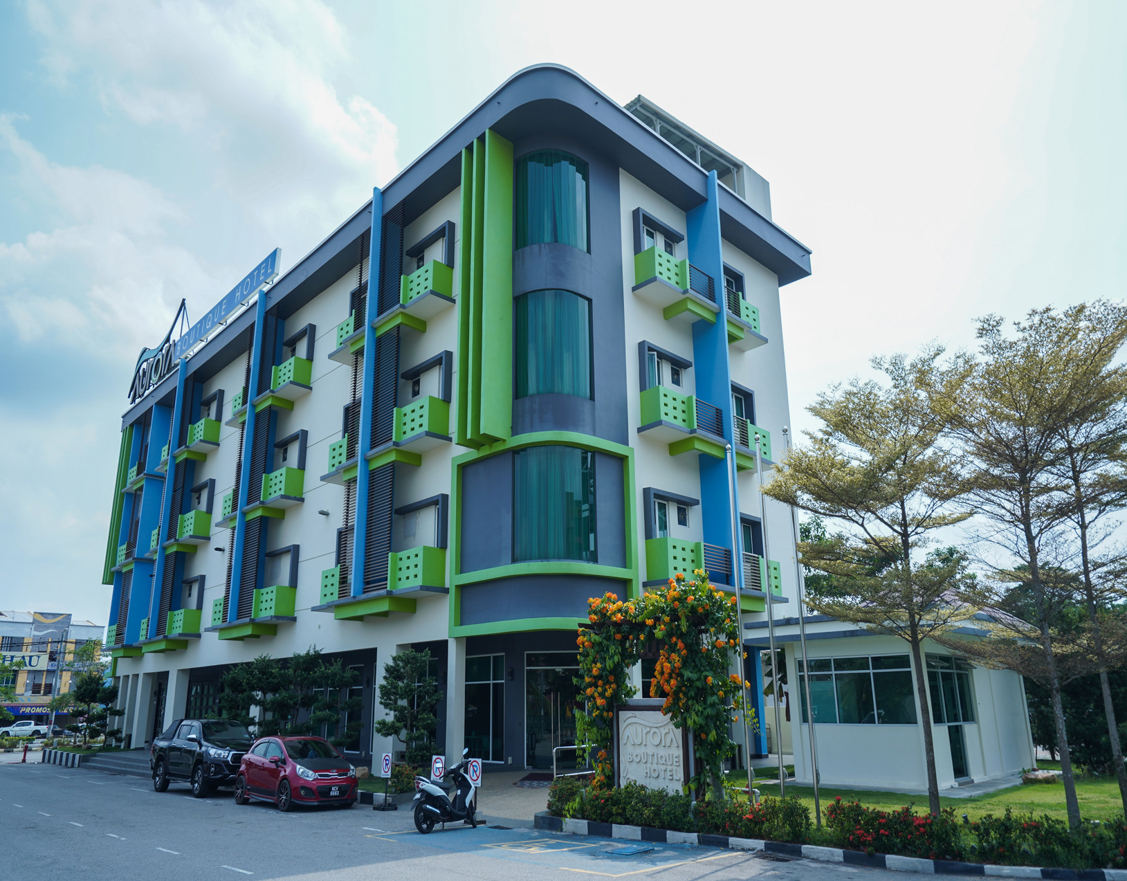Aurora Boutique Hotel 3*