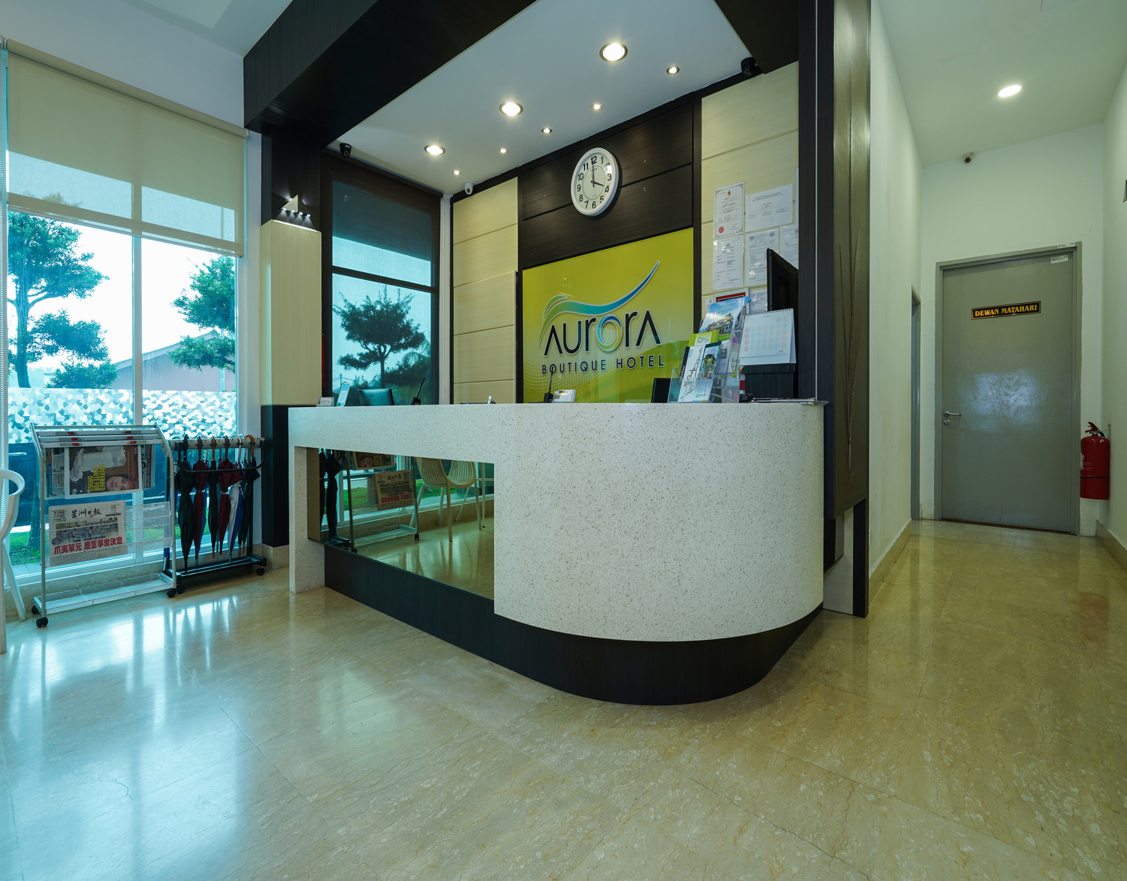 Aurora Boutique Hotel 3*