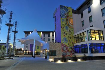 Hotel Verde Cape Town Airport 4*
