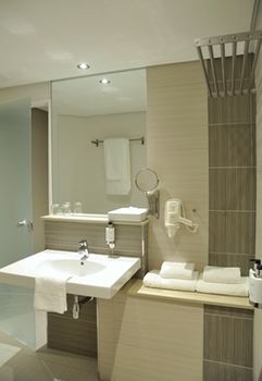 Hotel Verde Cape Town Airport 4*