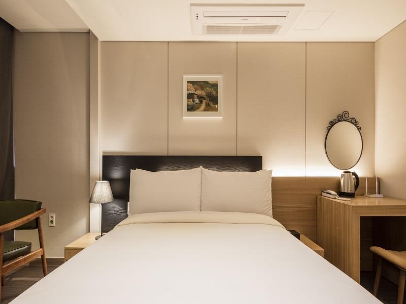 The First Stay Hotel 3*