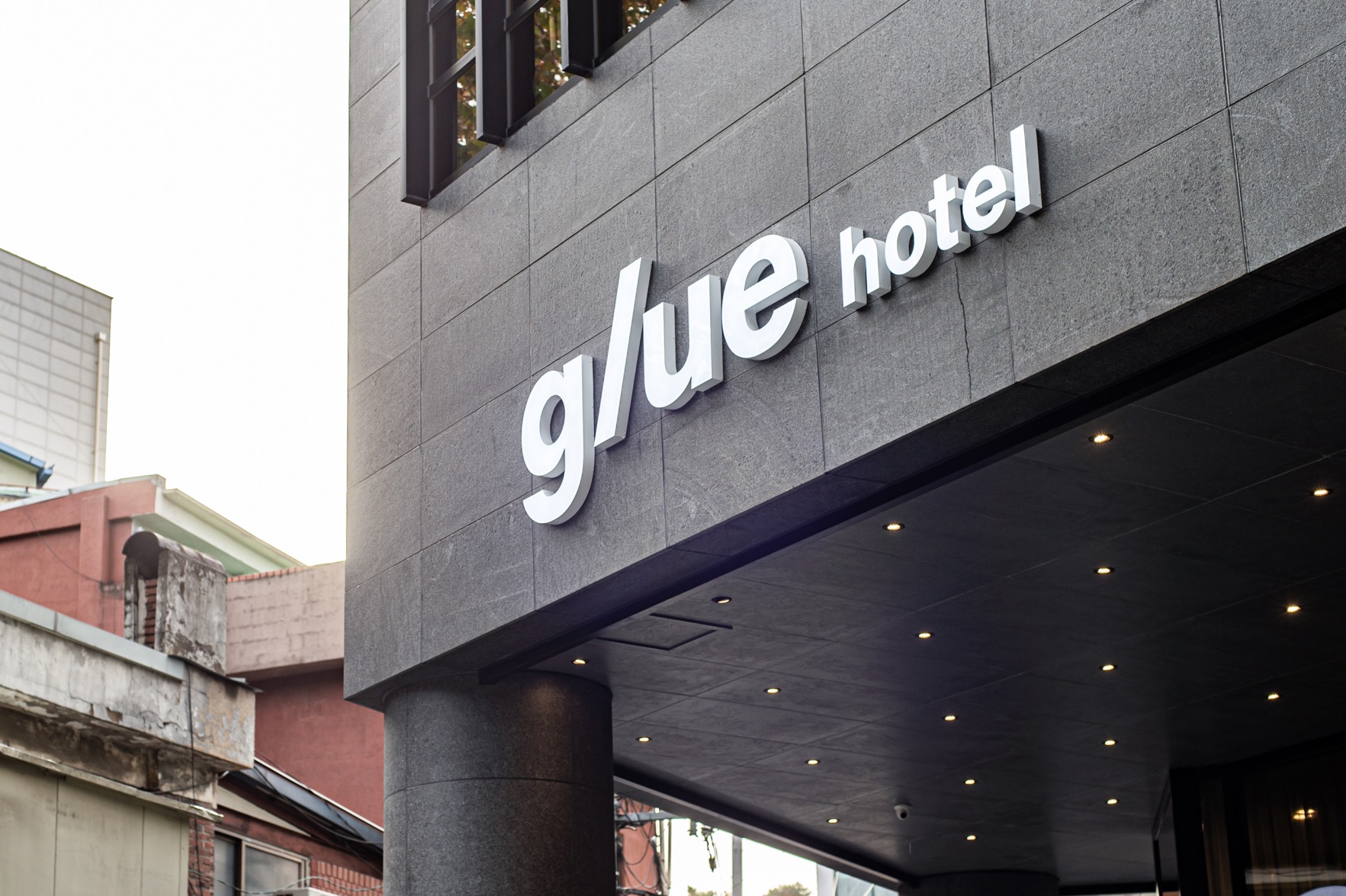 glue Hotel 3*