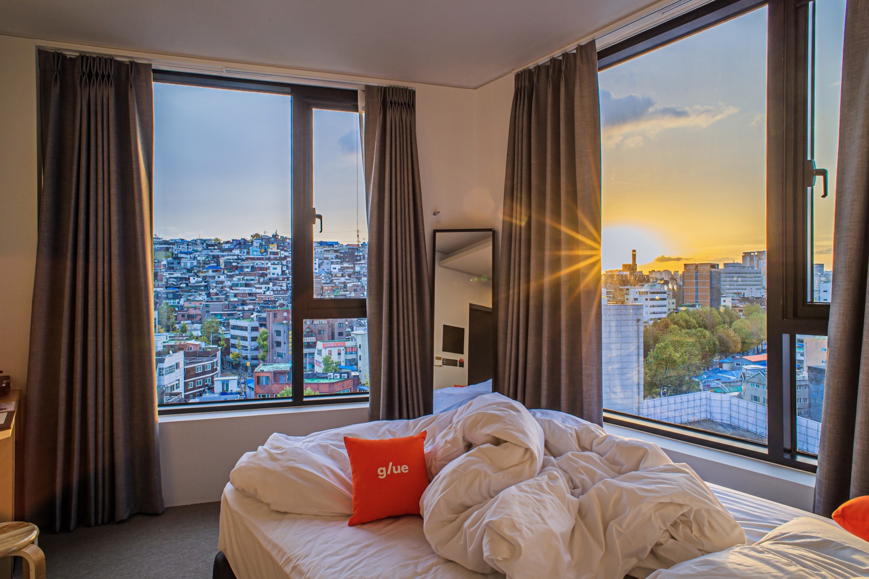 glue Hotel 3*