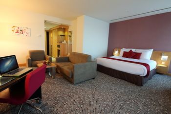 Novotel Dammam Business Park 4*