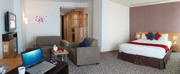 Novotel Dammam Business Park 4*