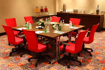 Novotel Dammam Business Park 4*