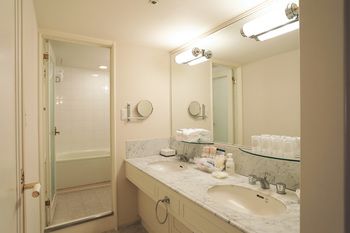 Shiroyama Hotel Kagoshima 3*