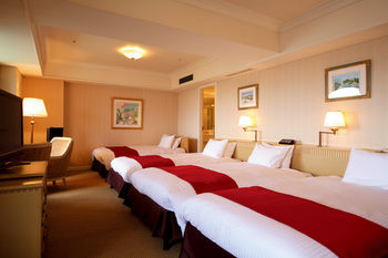 Shiroyama Hotel Kagoshima 3*