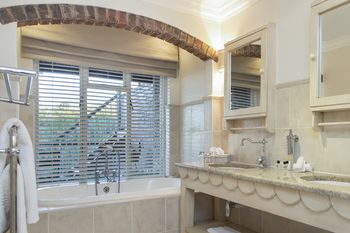 The Fernery Lodge and Spa 0*