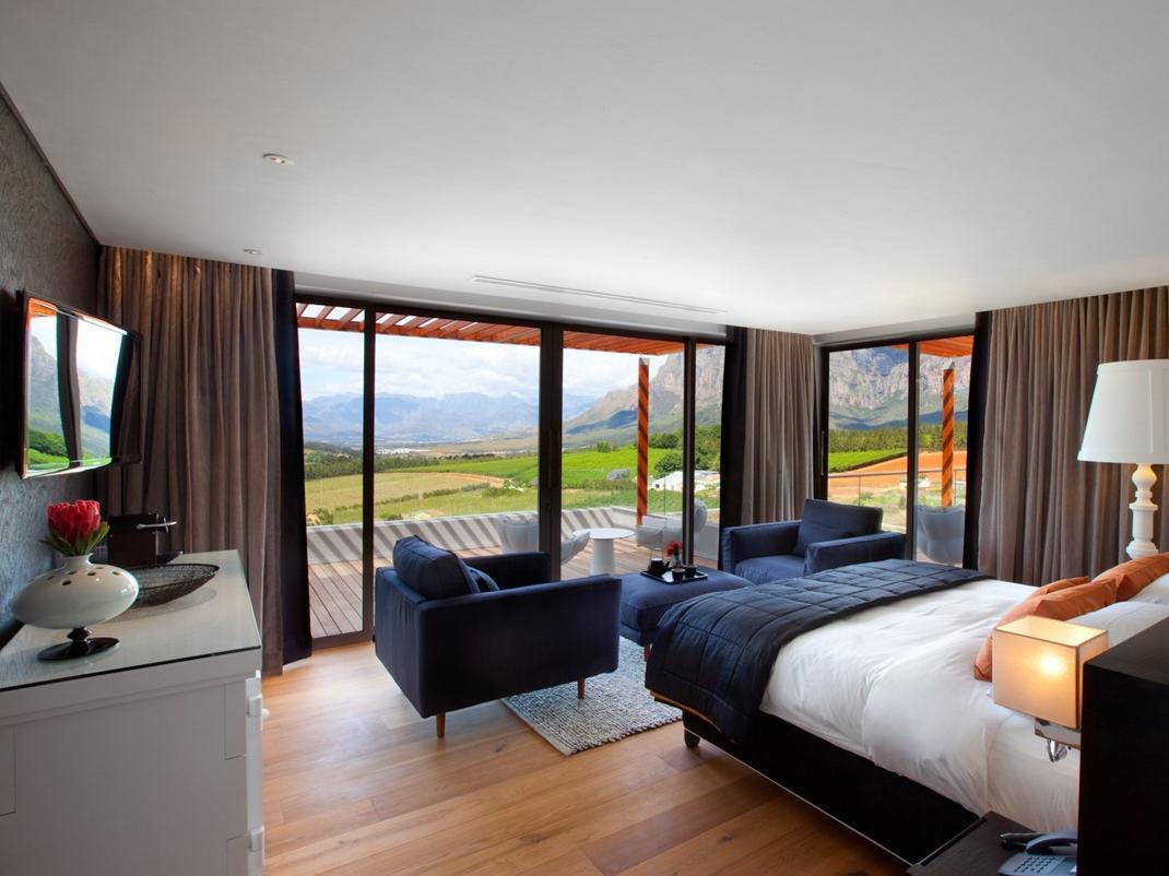 Clouds Estate 5*