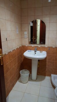 Golden Alia Al-Sedra Hotel 1*