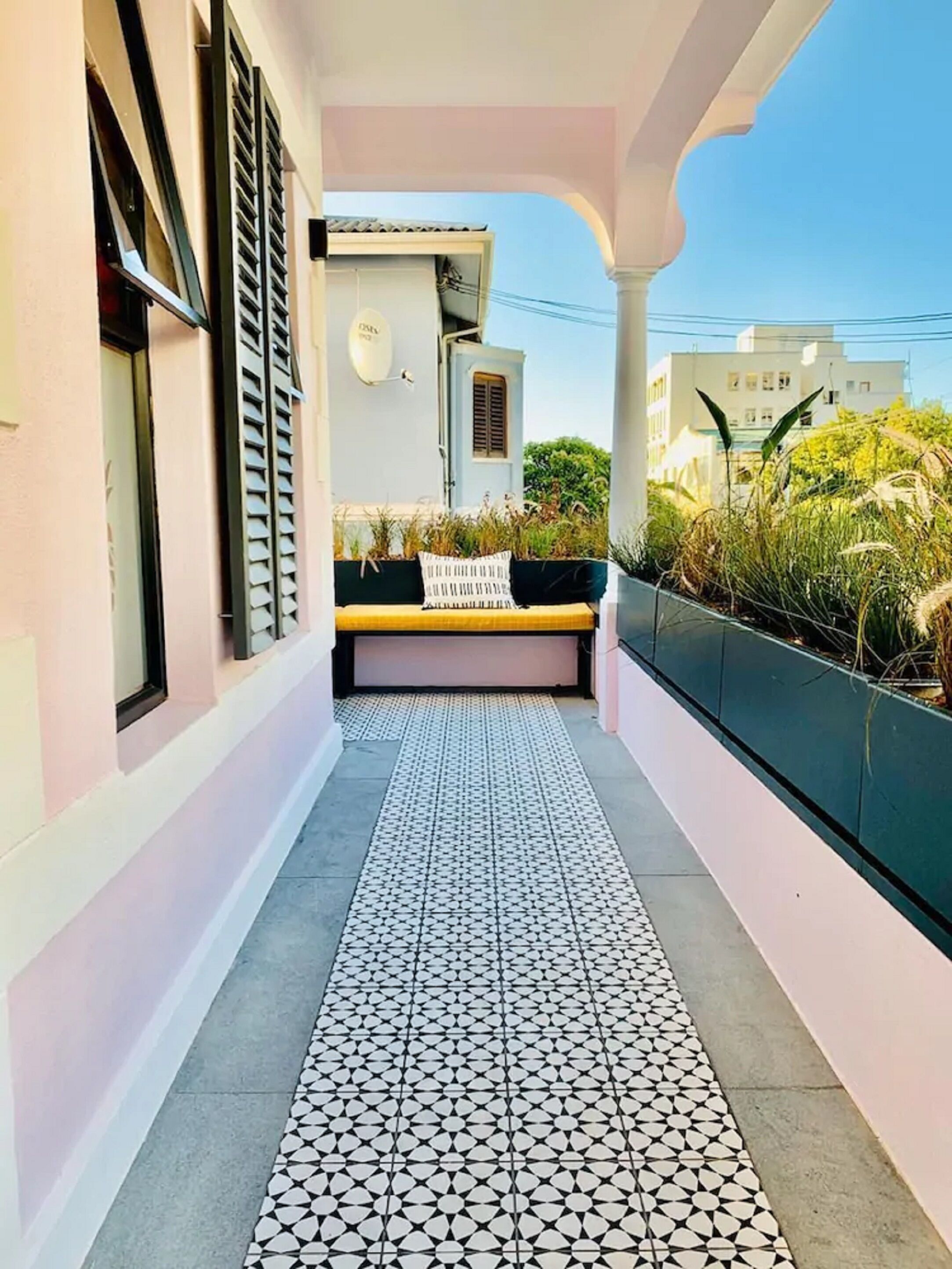 Pineapple House Boutique Hotel 3*