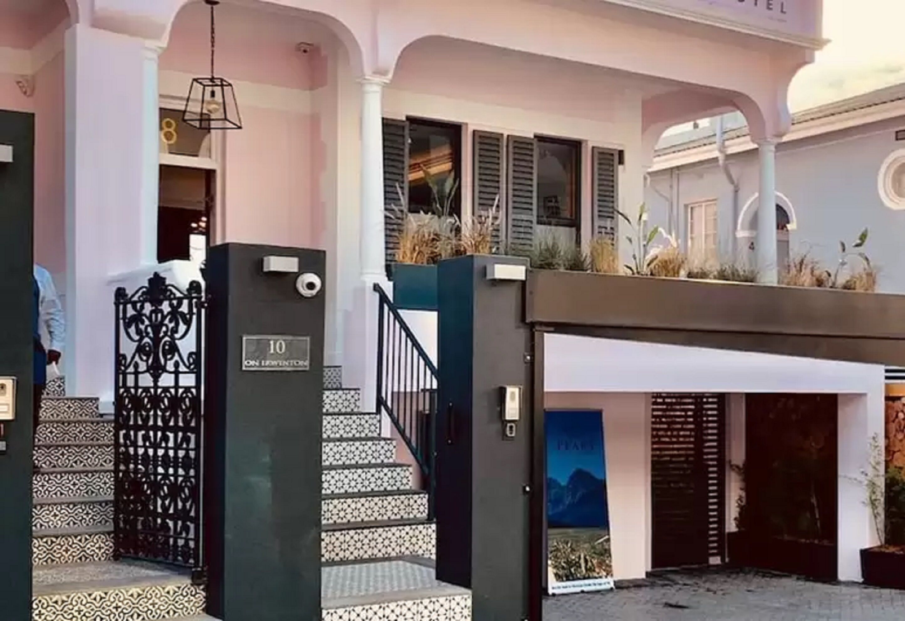 Pineapple House Boutique Hotel 3*