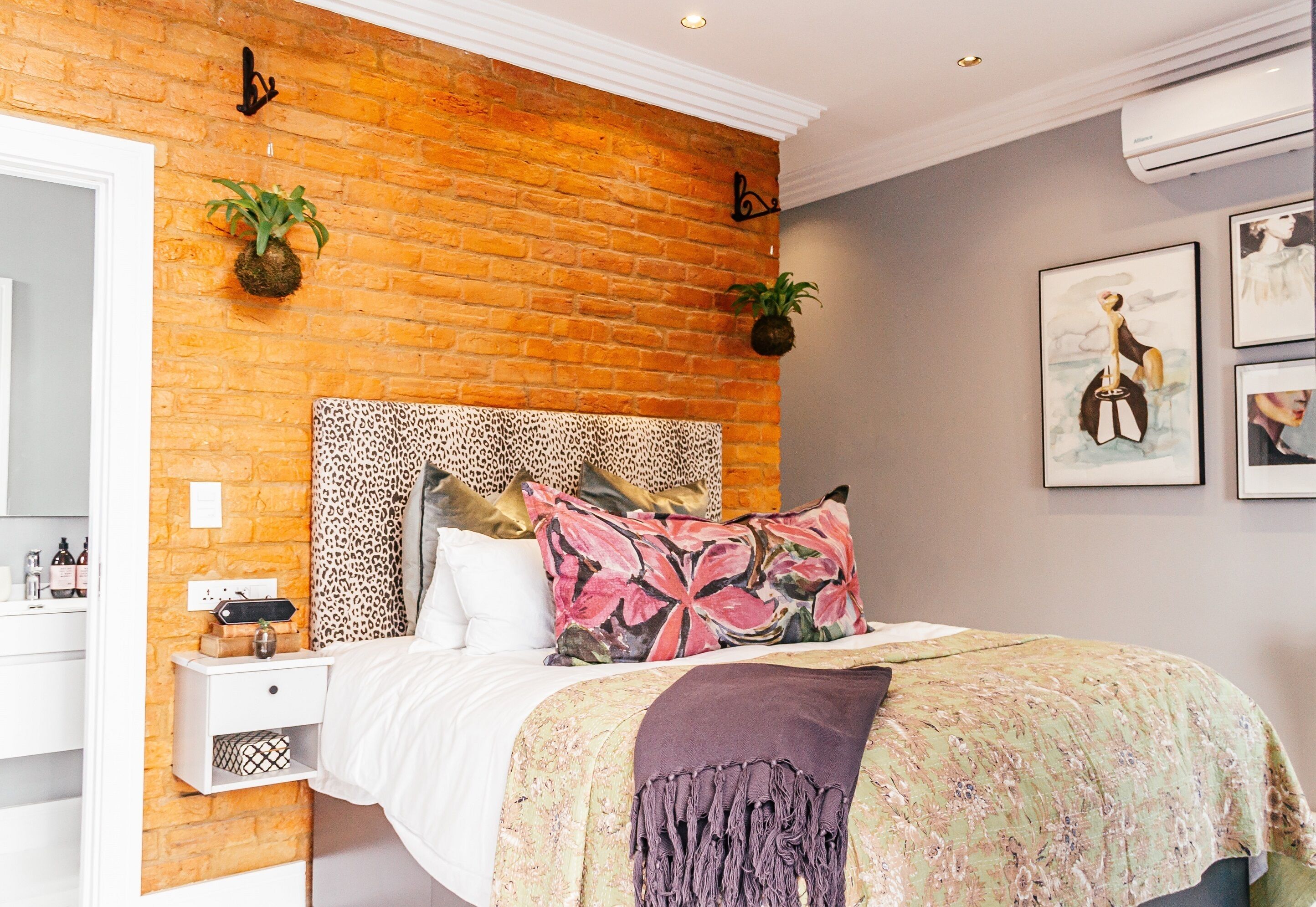 Pineapple House Boutique Hotel 3*