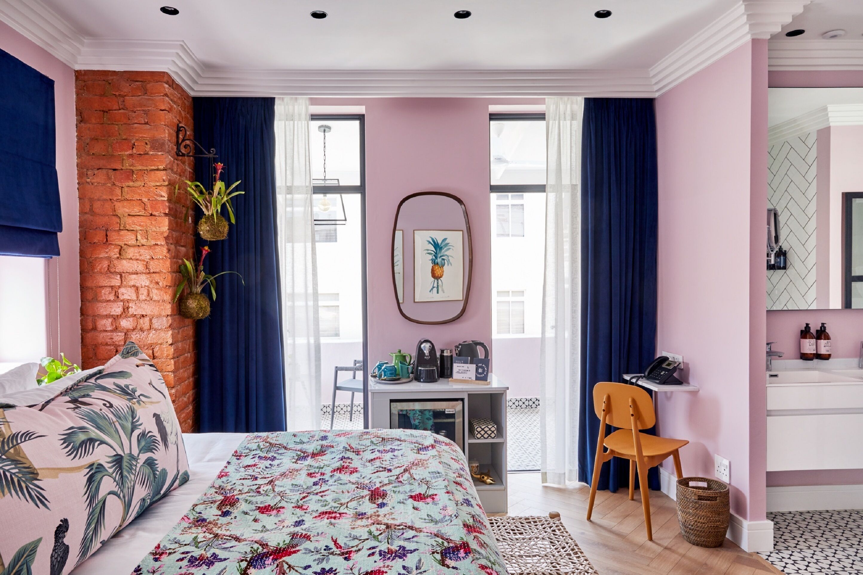Pineapple House Boutique Hotel 3*