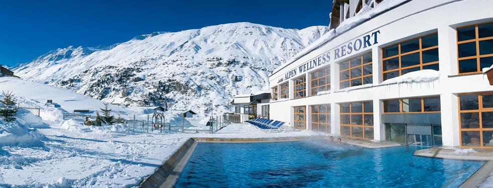 Hochfirst Alpen-Wellness Resort 4*