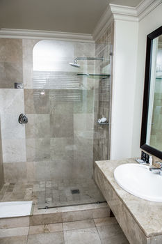 Belaire Suites 4*