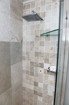 Belaire Suites 4*