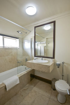Belaire Suites 4*