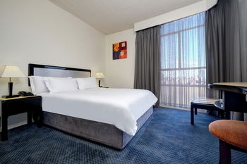 The Parktonian All Suite Hotel 4*