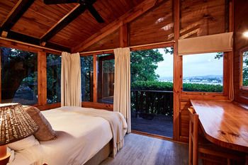 Under Milkwood Resort 4*