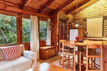 Under Milkwood Resort 4*