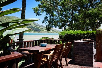 Under Milkwood Resort 4*