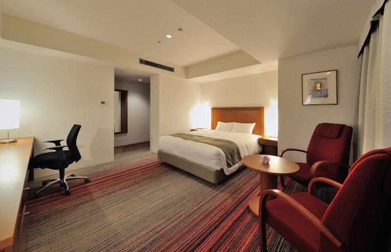 JR Kyushu Station Hotel Kokura 4*