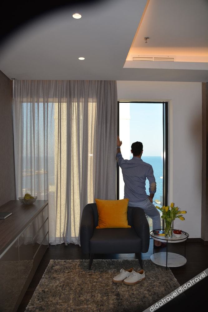 Swiss-Belboutique Bneid Al Gar Kuwait 4*