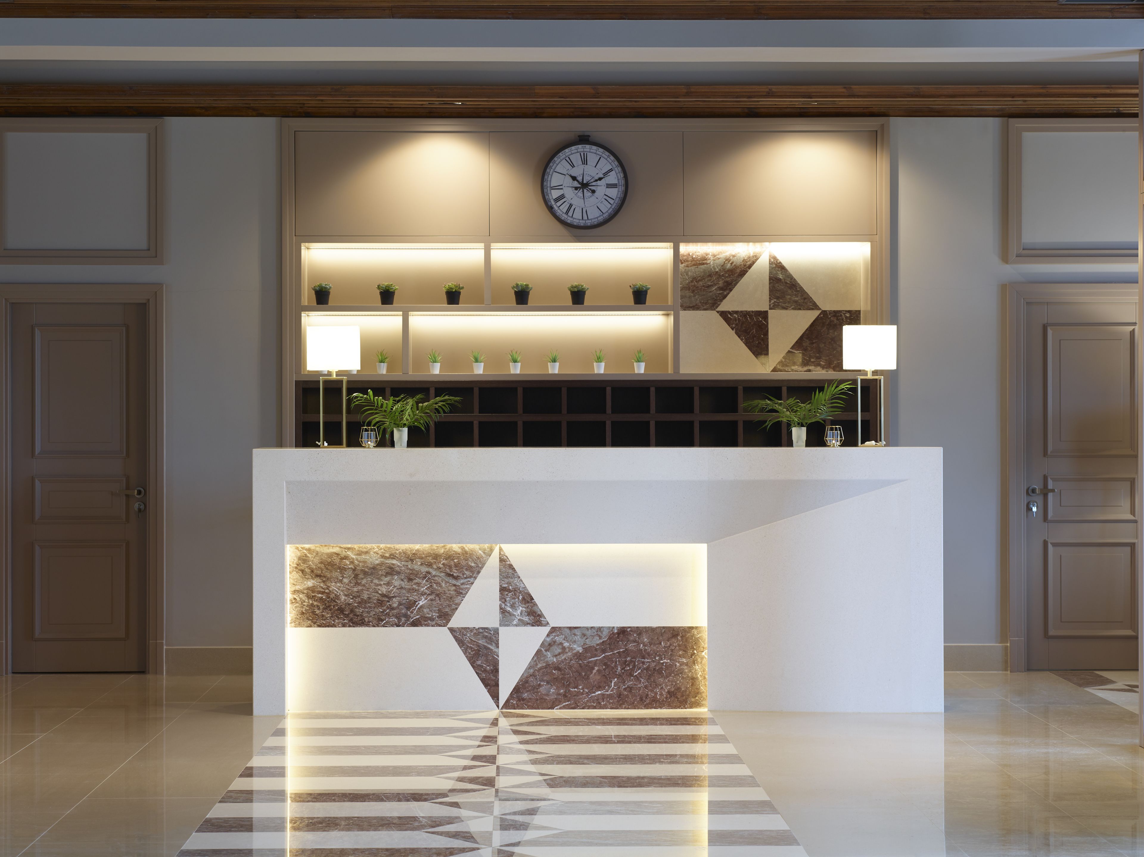 The Lake Hotel 5*