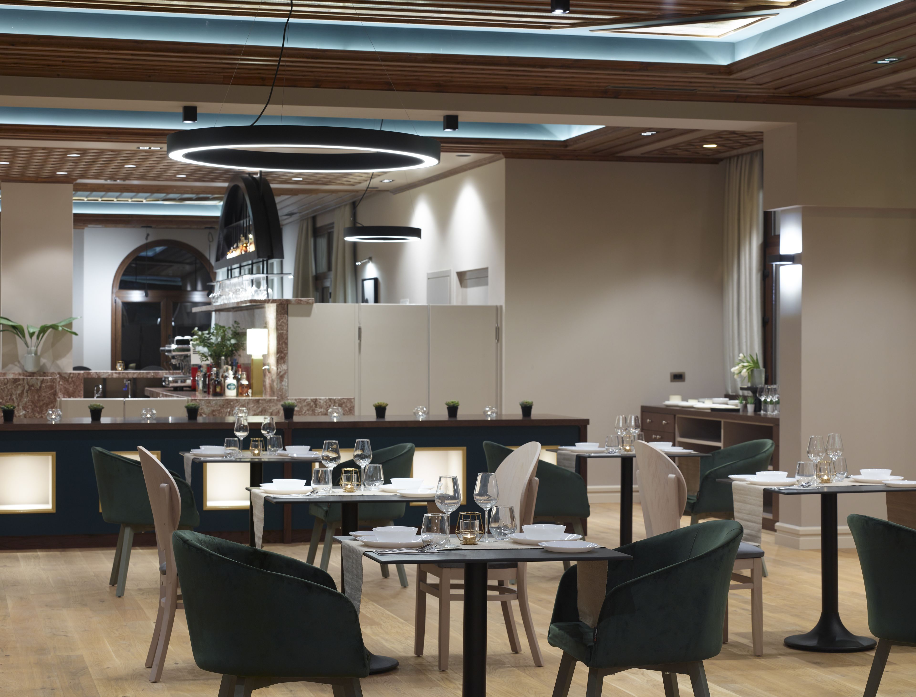 The Lake Hotel 5*