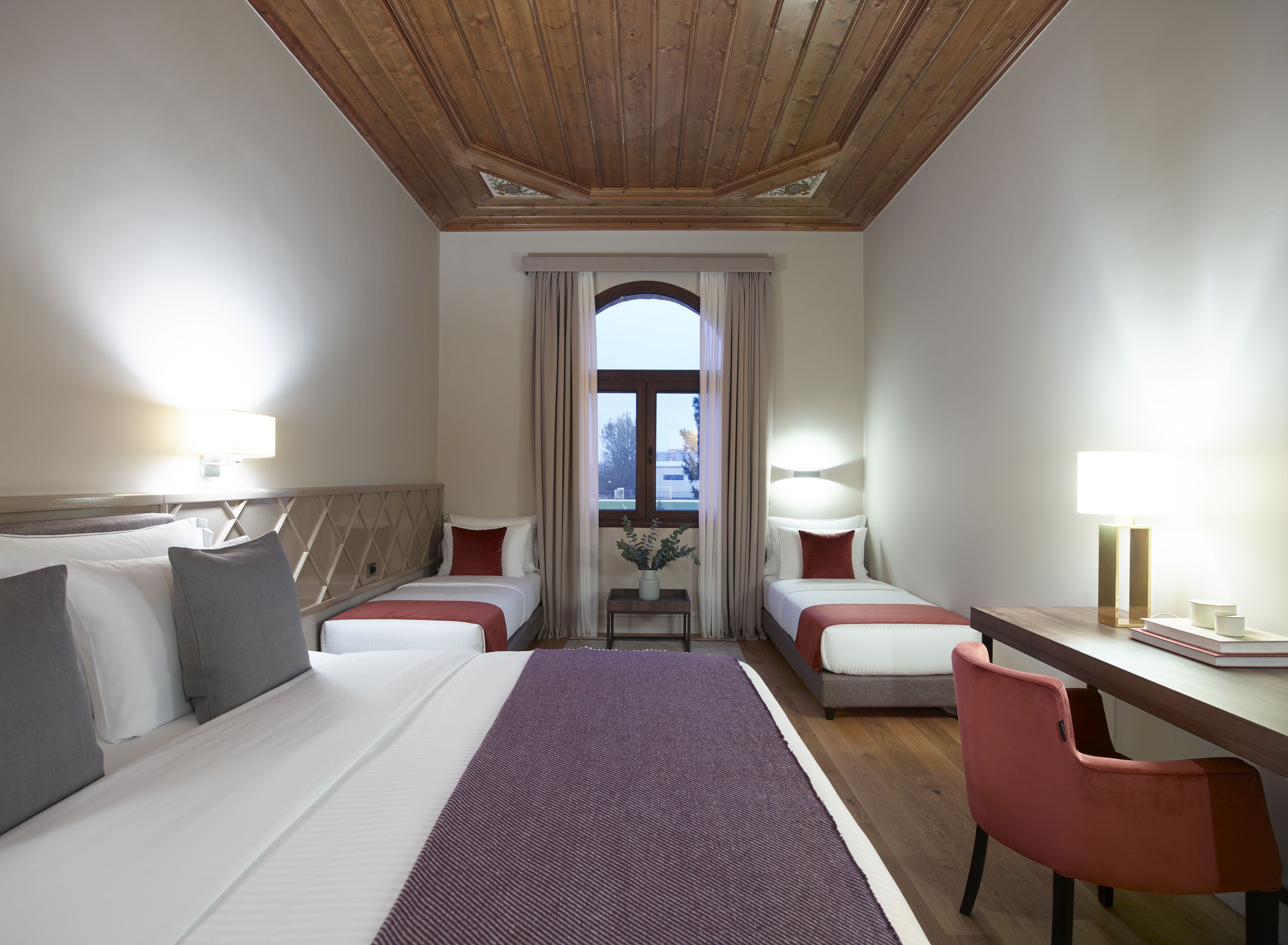 The Lake Hotel 5*