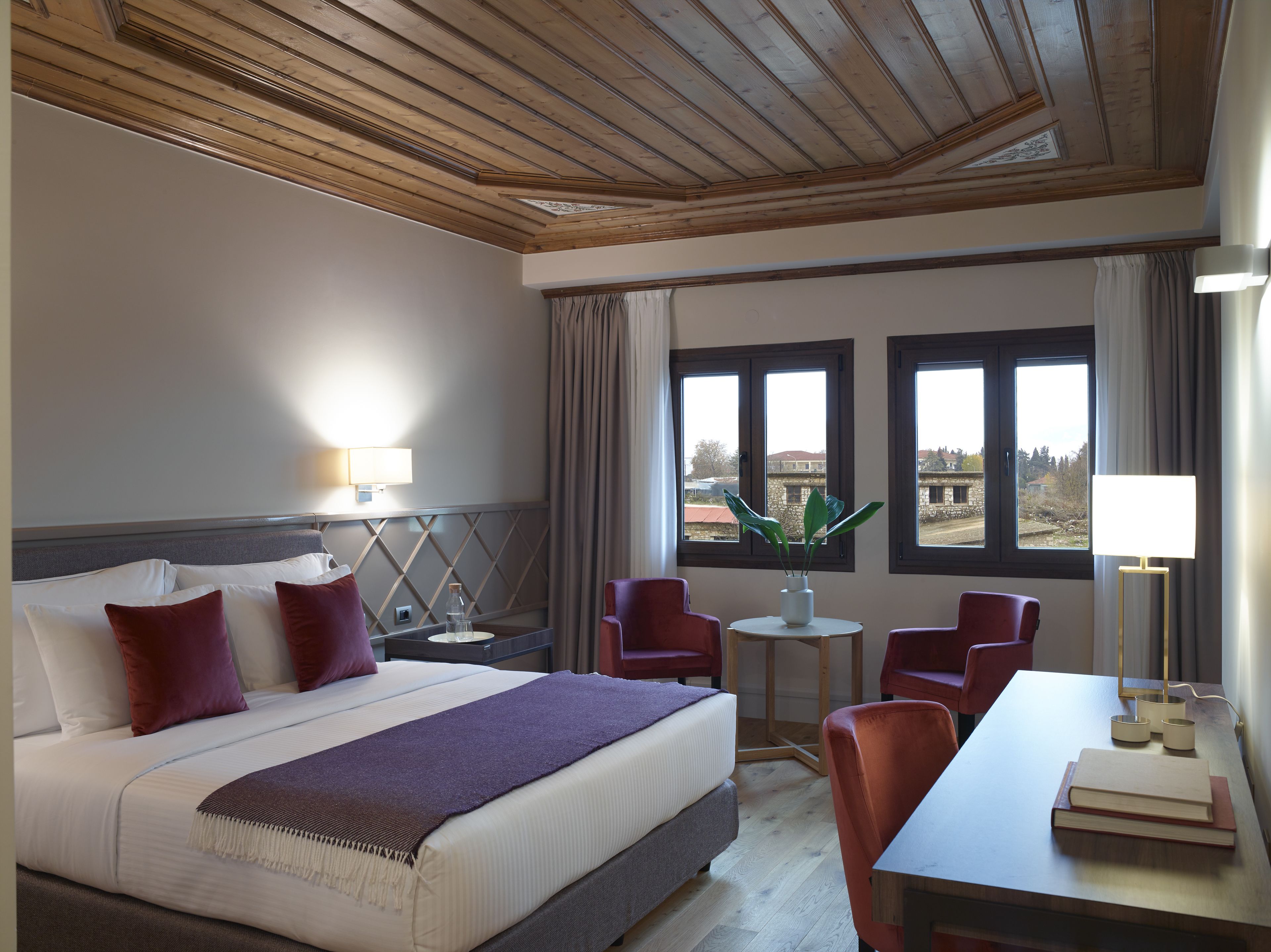 The Lake Hotel 5*