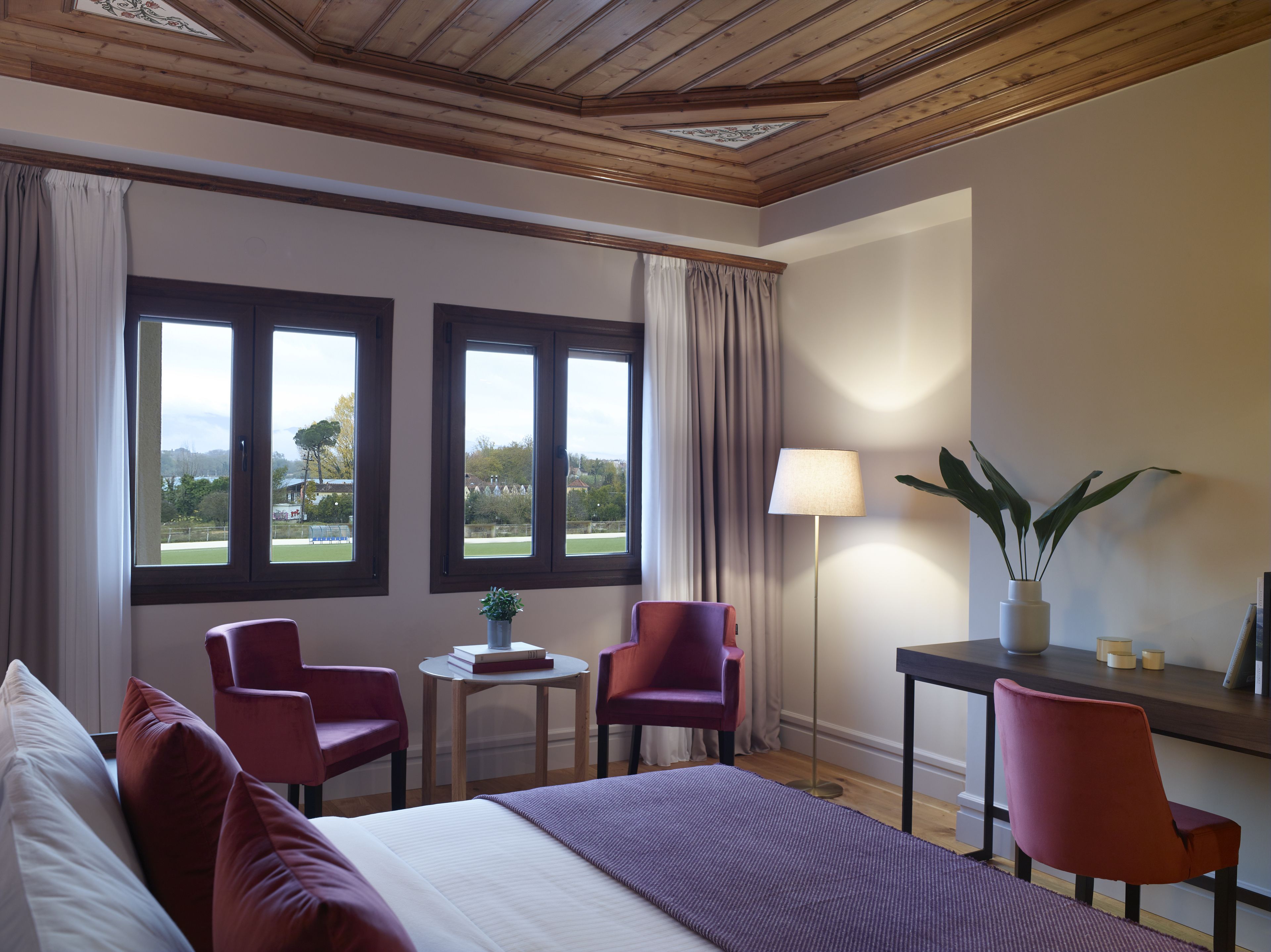 The Lake Hotel 5*