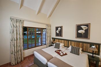 Knysna Hollow Country Estate 4*