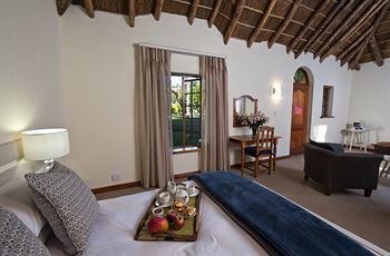 Knysna Hollow Country Estate 4*