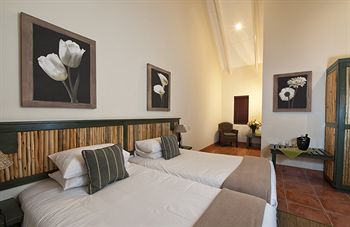 Knysna Hollow Country Estate 4*