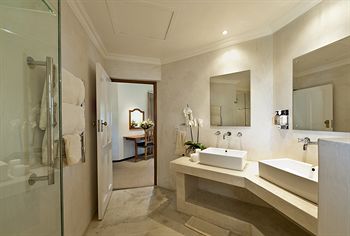 Knysna Hollow Country Estate 4*