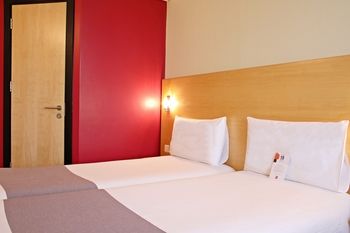 ibis Sharq Kuwait 3*